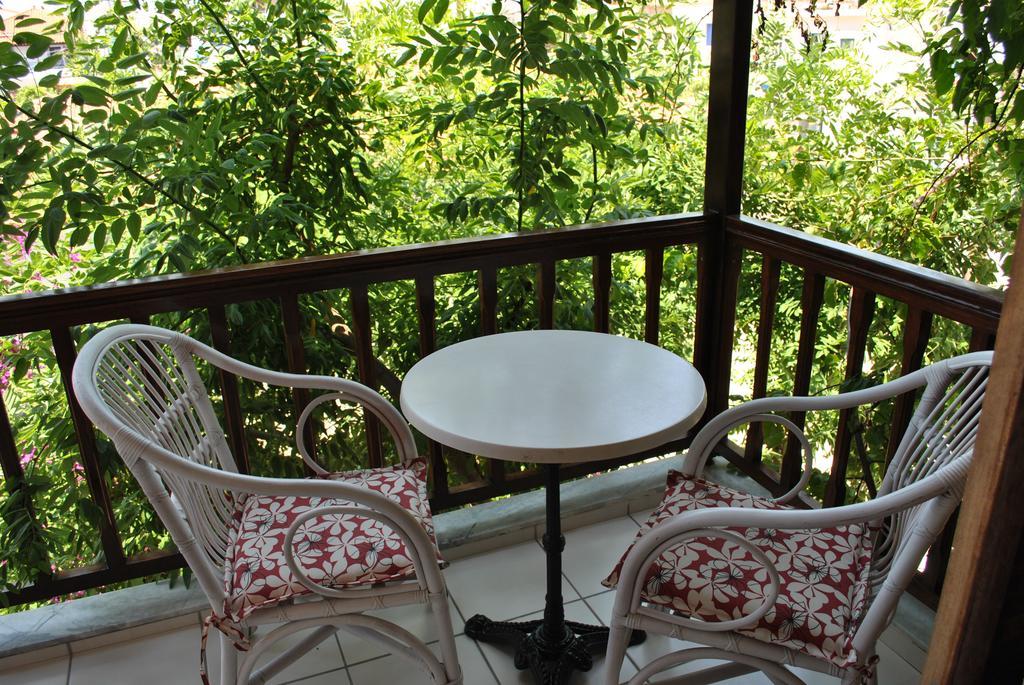 Pallas Pension Элафонисси Экстерьер фото